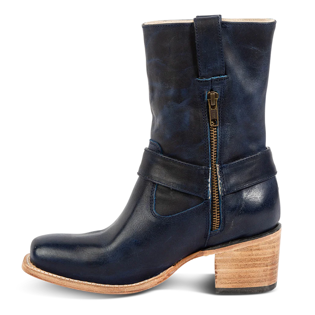 Darcy - Blue - Image 5