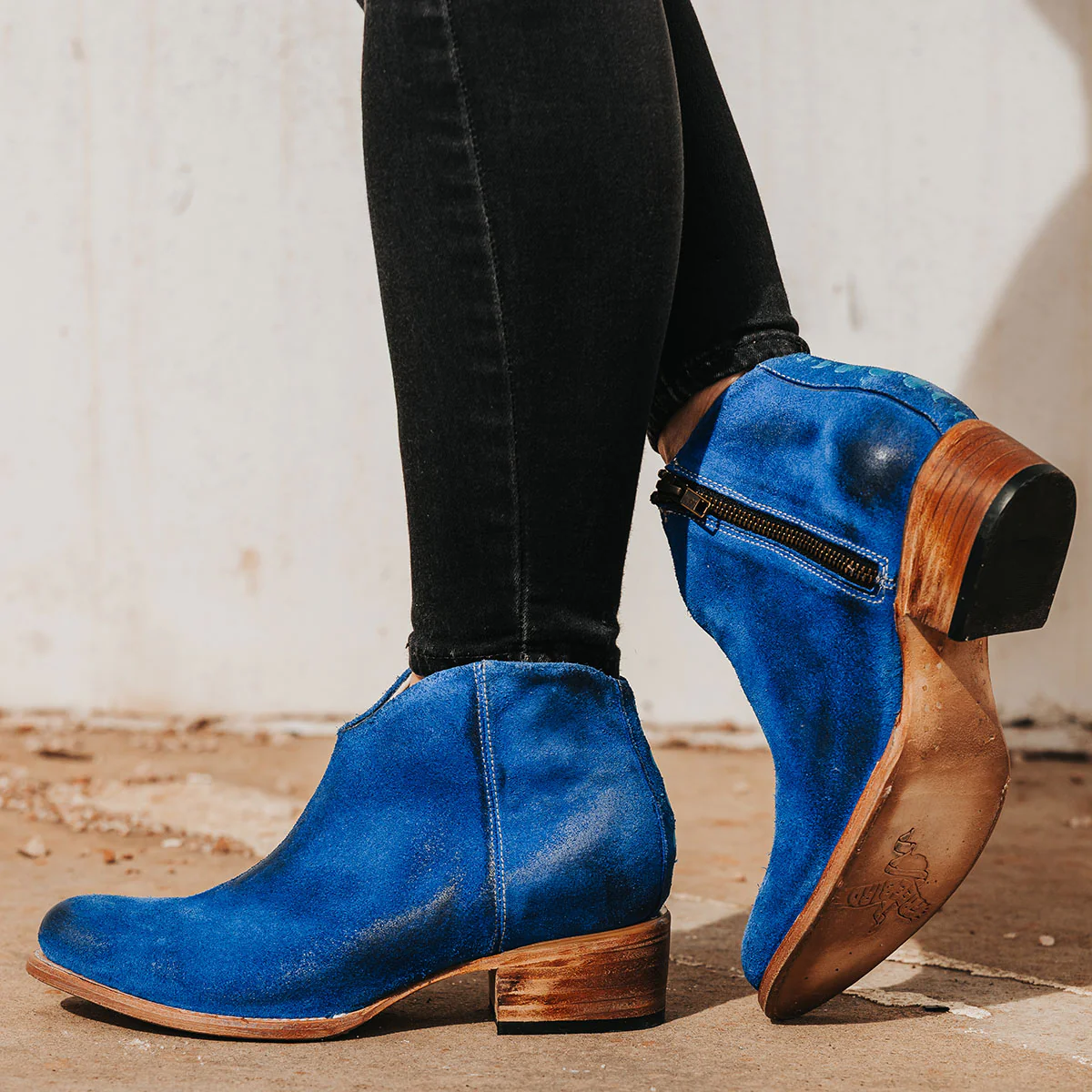Hippy - Blue Suede - Image 6